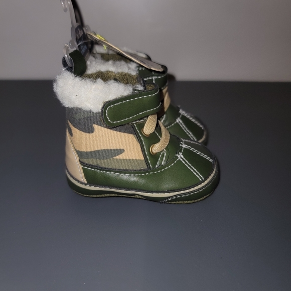 Stepping Stones Other - NWT First Steps by Stepping Stones Booties